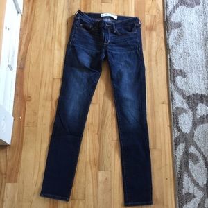 Abercrombie & Fitch Jeans - Dark wash skinny jeans Abercrombie & Fitch Jeans - Dark wash skinny jeans